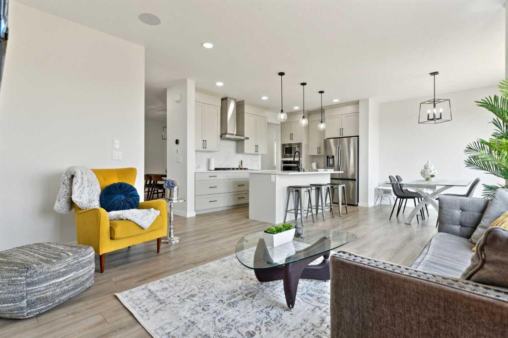 44 Magnolia Crescent SE, Calgary, Alberta, T3M 3M8