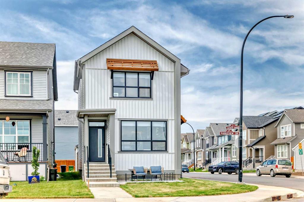 1882 Rangeview Drive SE, Calgary, Alberta, T2S 0C4