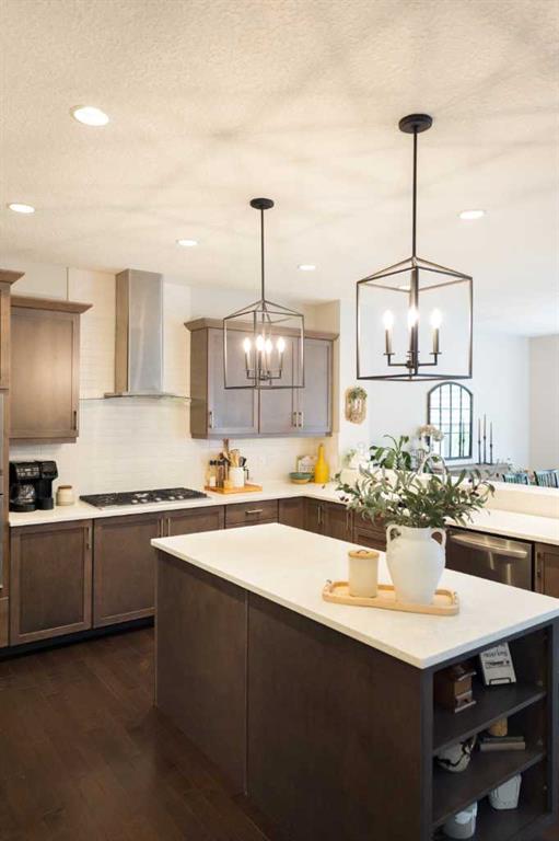 25 Riviera Place, Cochrane, Alberta, T4C 0V4