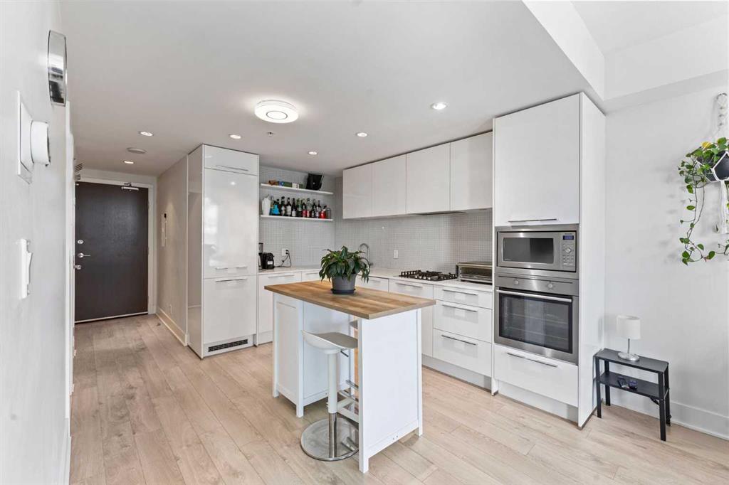 #1603 901 10 Avenue SW, Calgary, Alberta, T2R 0B5