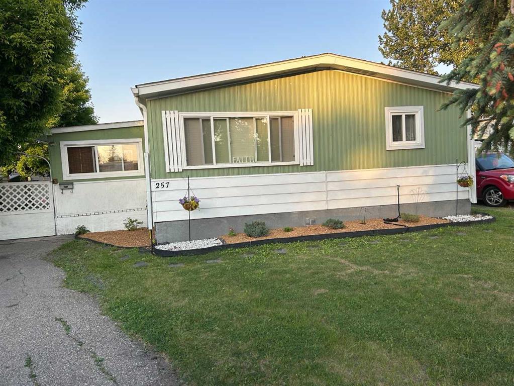 #257 6220 17 Avenue SE, Calgary, Alberta, T2A 0W6