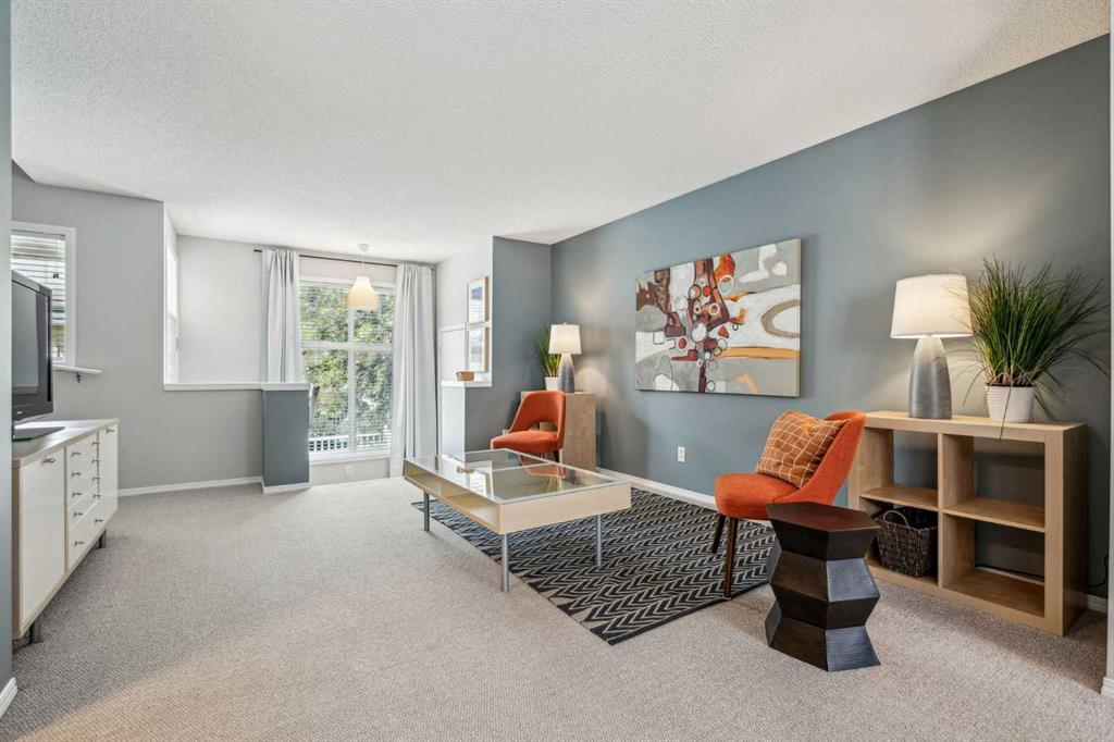 161 Mckenzie Towne Gate SE, Calgary, Alberta, T2Z4G2