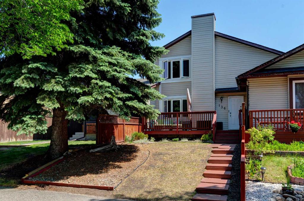 136 Deerview Drive SE, Calgary, Alberta, T2J 6G9