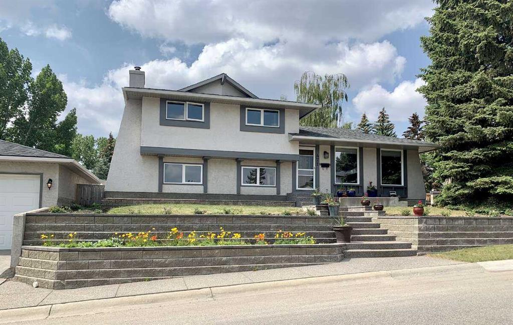471 Dalmeny Hill NW, Calgary, Alberta, T3A 1T8