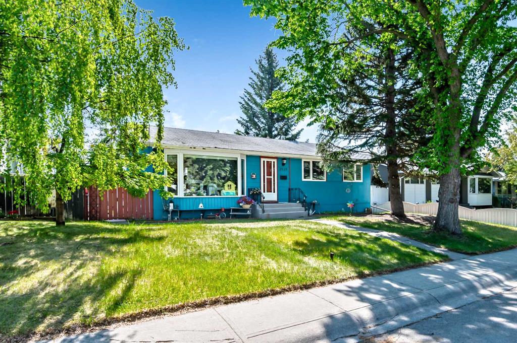 2628 Lionel Crescent SW, Calgary, Alberta, T3E6B1