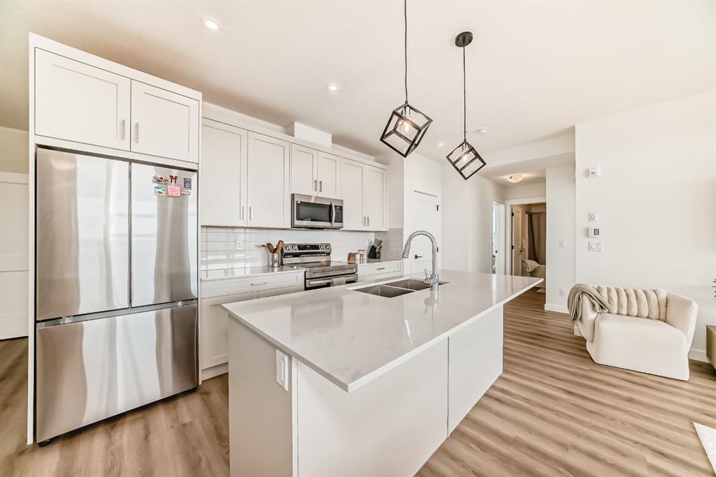 #2307 55 Lucas Way NW, Calgary, Alberta, T3P 2C7