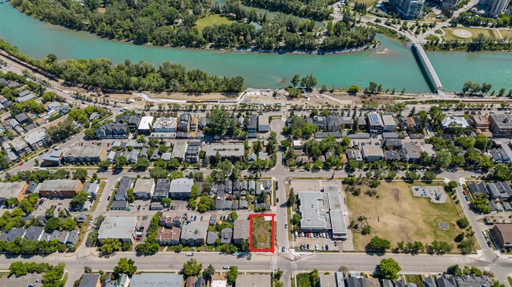 737 2 Avenue NW, Calgary, Alberta, T2N 0E4