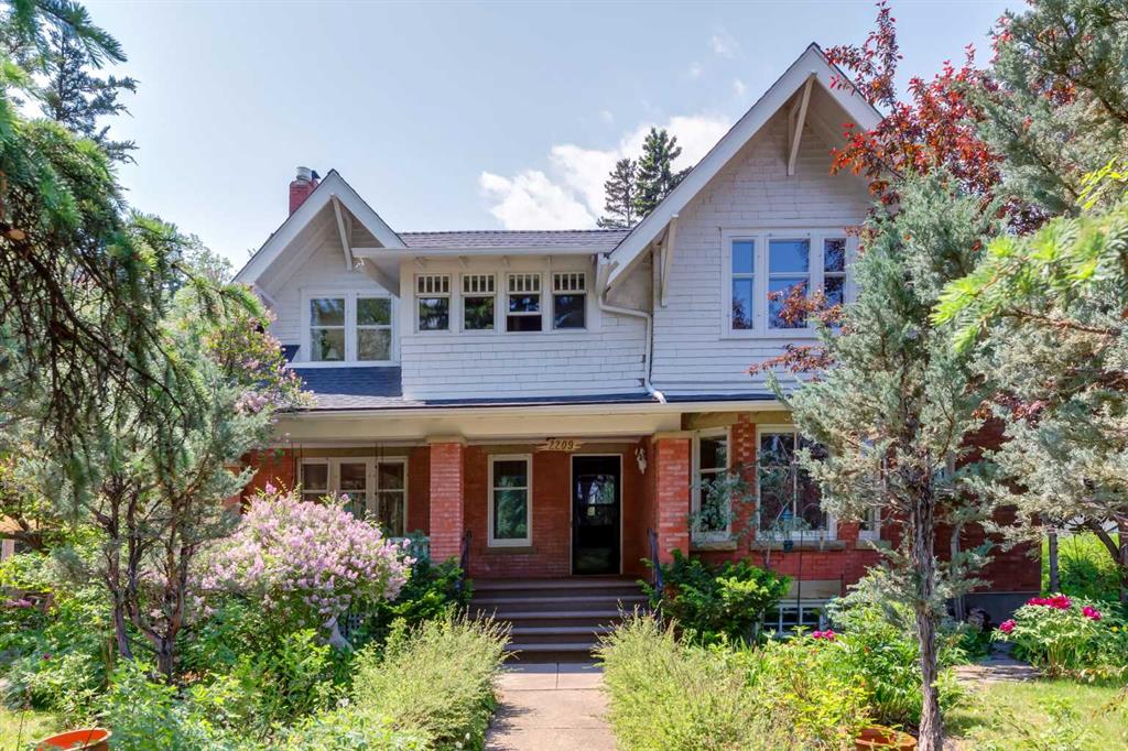 2209 Carleton Street SW, Calgary, Alberta, T2T 3K4