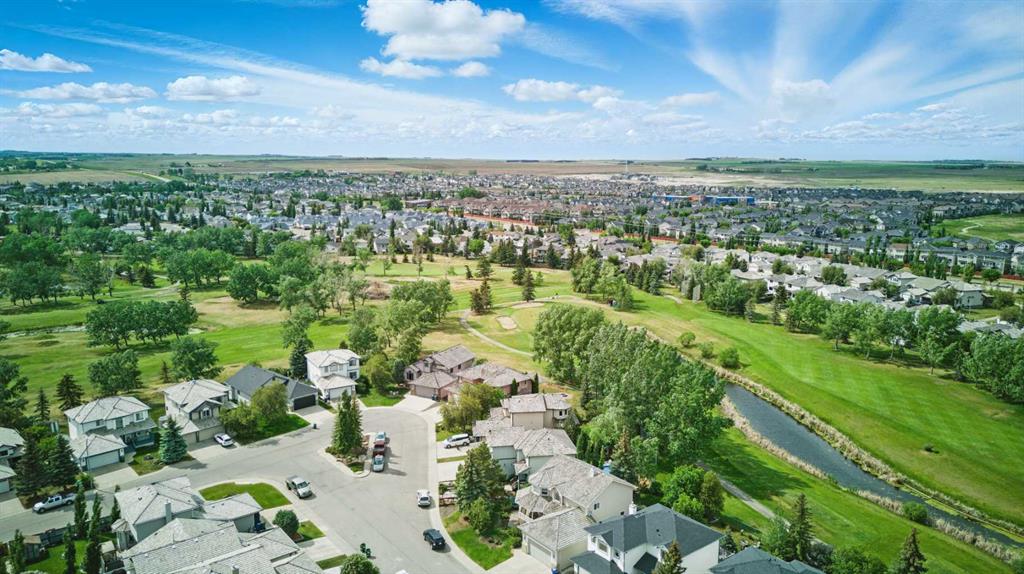 132 Woodside Crescent NW, Airdrie, Alberta, T4B 2K4