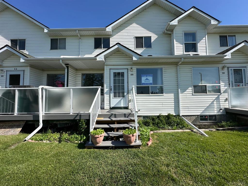 125 Sandpiper Lane NW, Calgary, Alberta, T3K 4L7