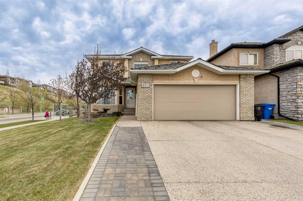 257 Royal Terrace NW, Calgary, Alberta, T3G5J7
