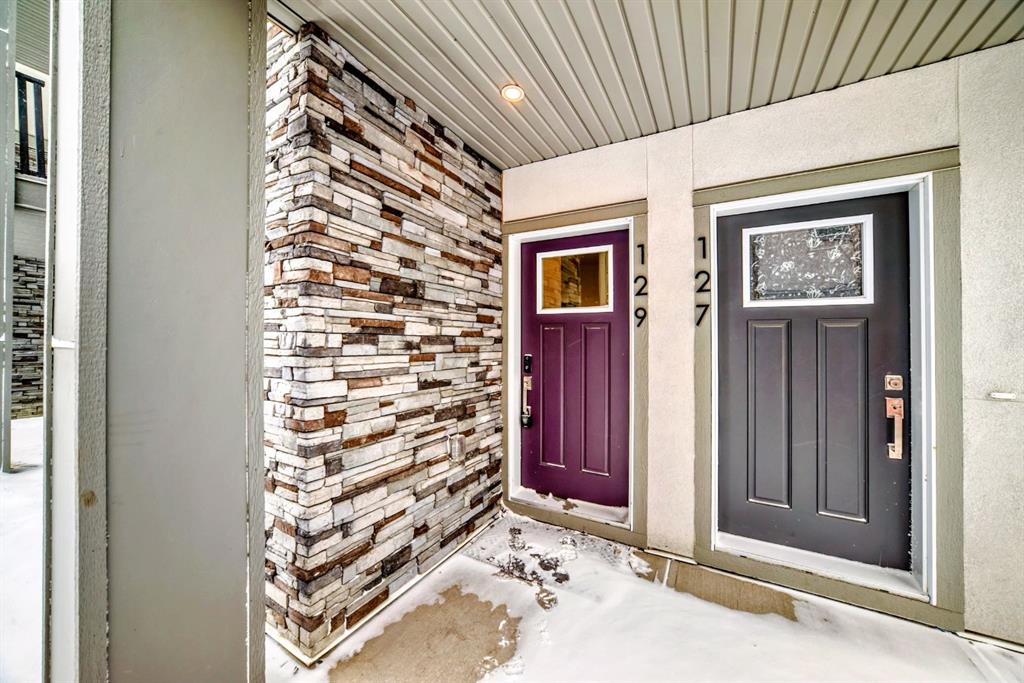 #129 2117 81 Street SW, Calgary, Alberta, T3H 6H5