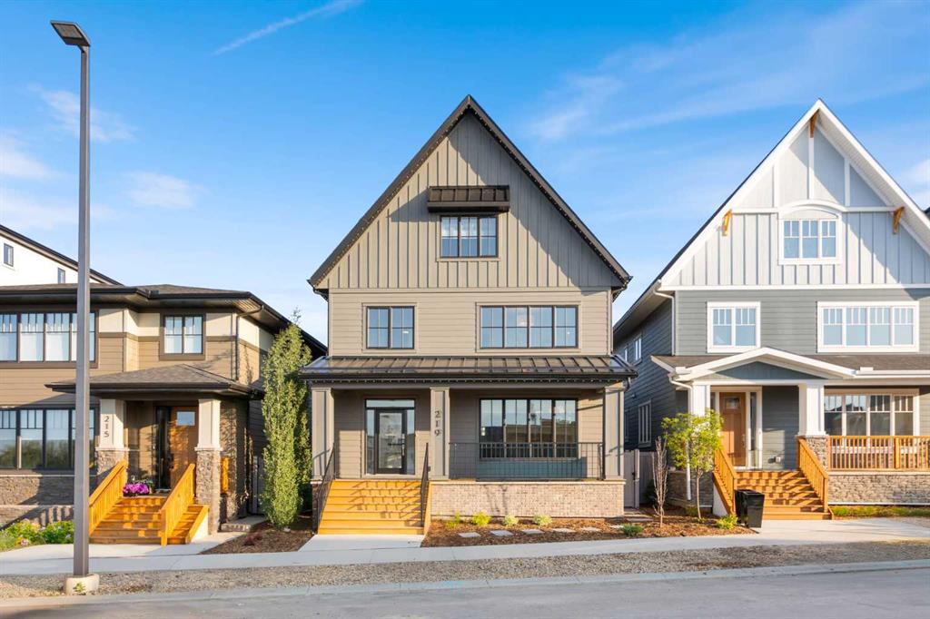 219 Calais Drive SW, Calgary, Alberta, T3E 8H4