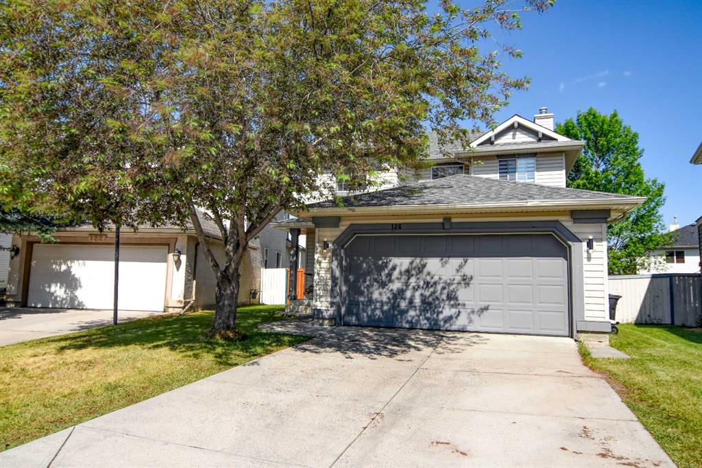 126 Somerset Way SW, Calgary, Alberta, T2Y 3K3