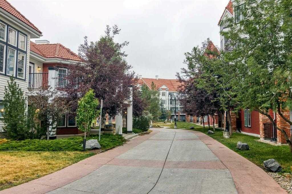 #403 70 Royal Oak Plaza NW, Calgary, Alberta, T3G 0C6