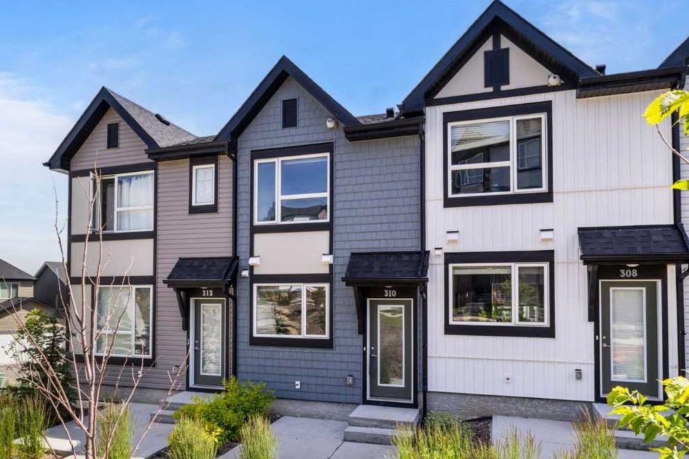 #310 16 Evanscrest Park NW, Calgary, Alberta, T3P 1R3