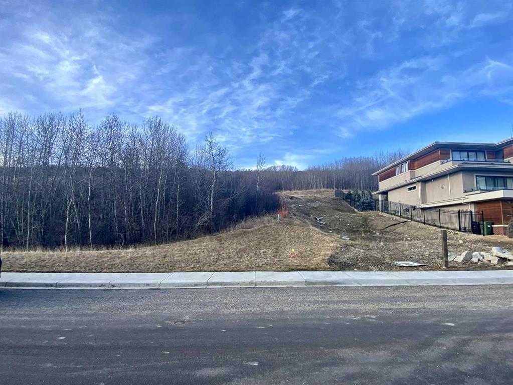 459 Patterson Boulevard SW, Calgary, Alberta, T3H 3N6