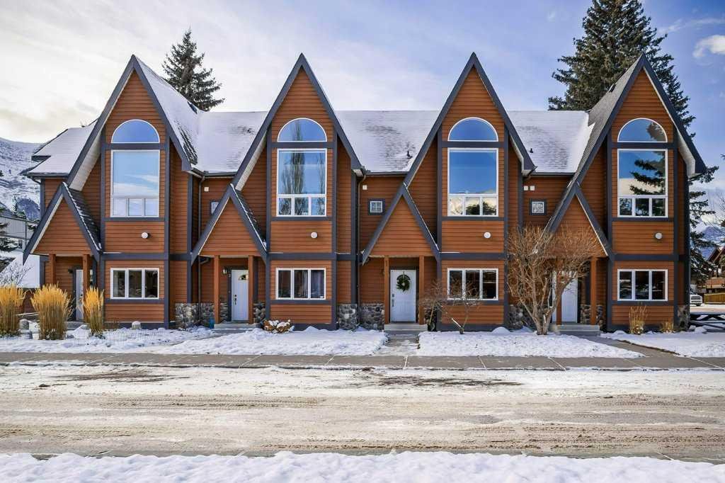 #3 601 4 Street, Canmore, Alberta, T1W 2G7