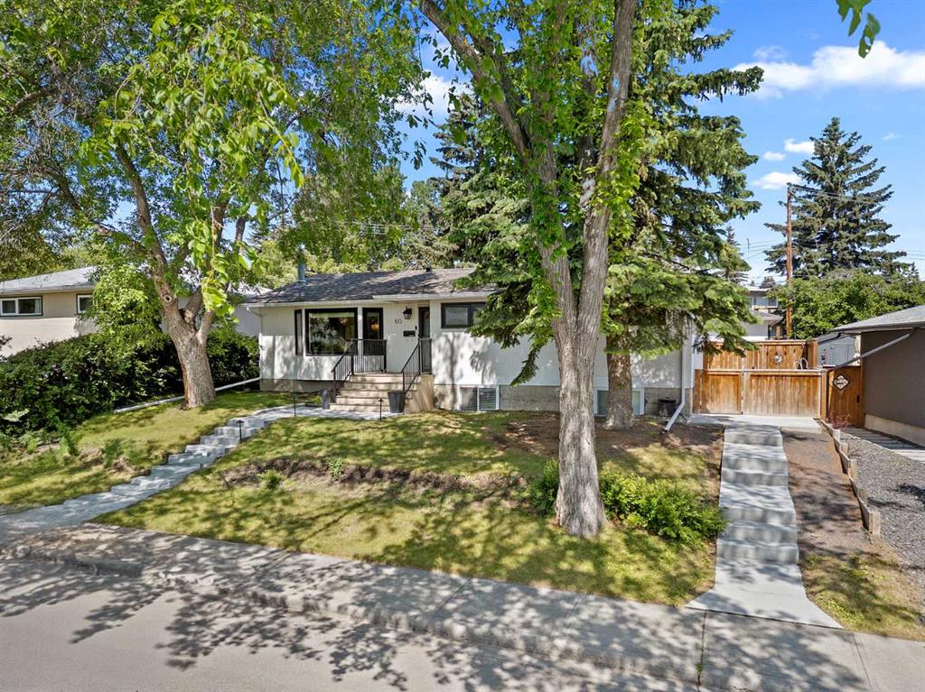 60 Chancellor Way NW, Calgary, Alberta, T2K 1Y2