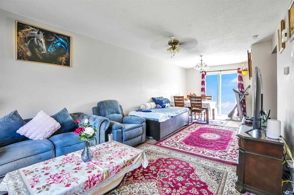 40 Pinecliff Close NE, Calgary, Alberta, T1Y 4N5
