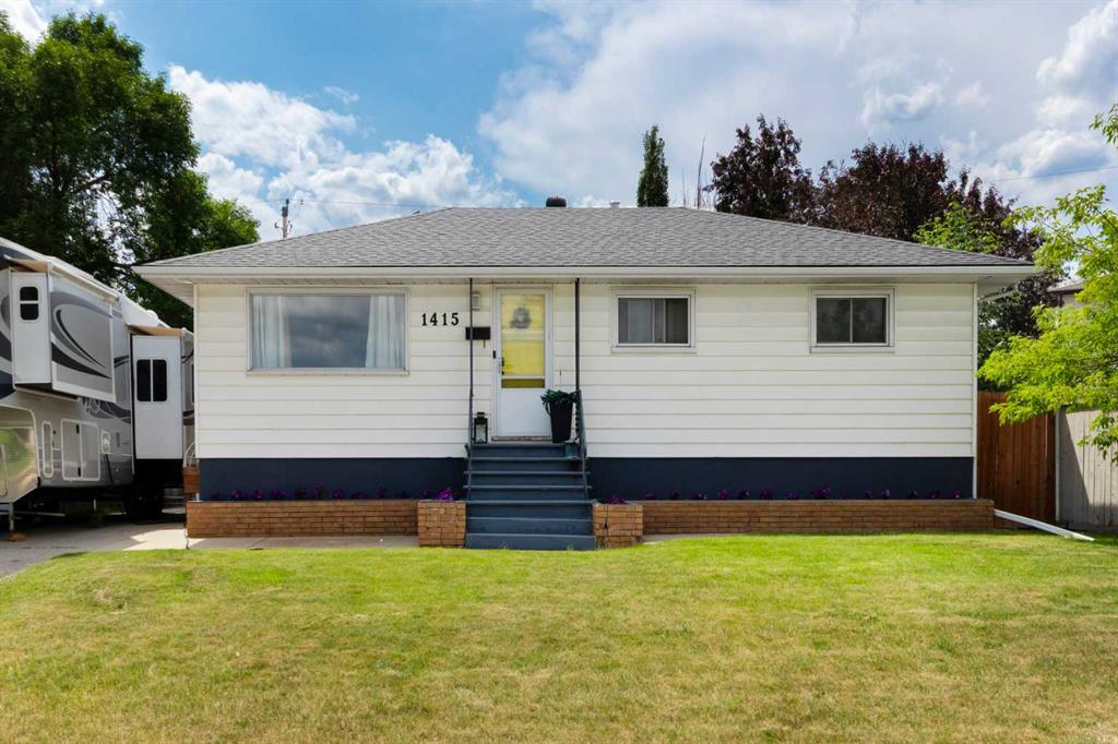 1415 Russell Road NE, Calgary, Alberta, T2E 5N2