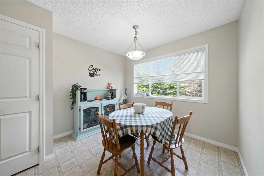 143 Copperfield Lane SE, Calgary, Alberta, T2Z4S9