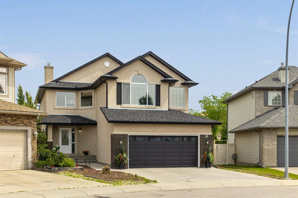 38 Simcoe Crescent SW, Calgary, Alberta, T3H 4K6