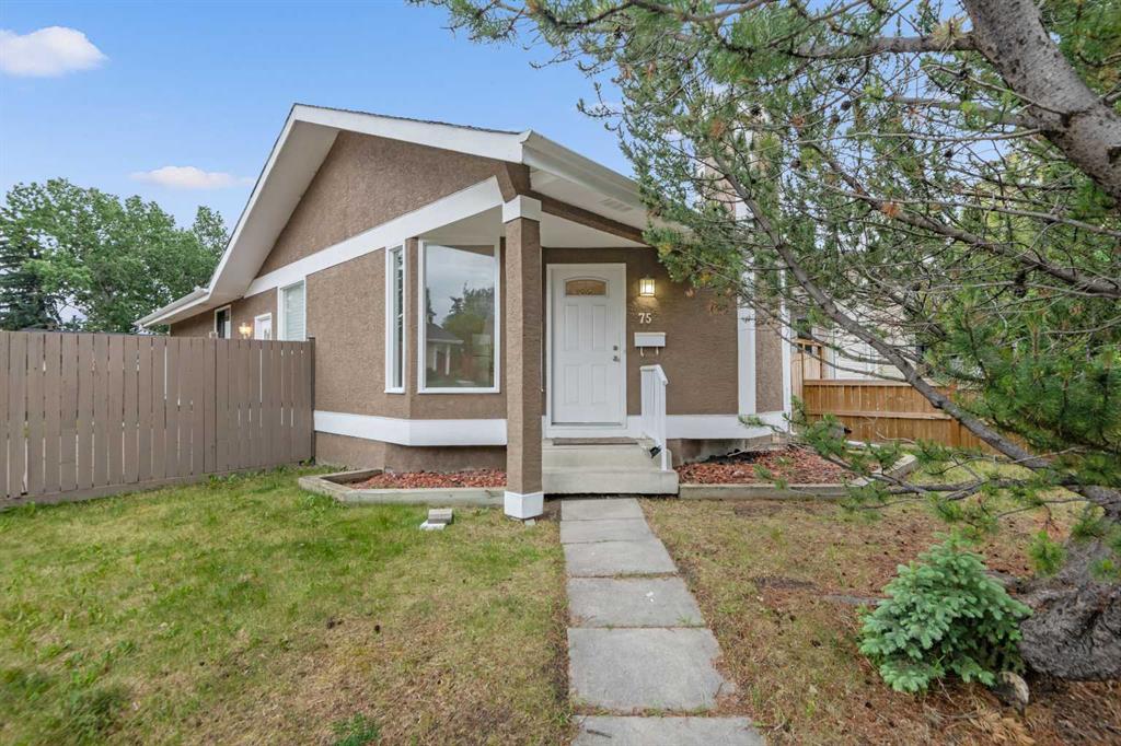 75 Woodglen Close SW, Calgary, Alberta, T2W 4M9