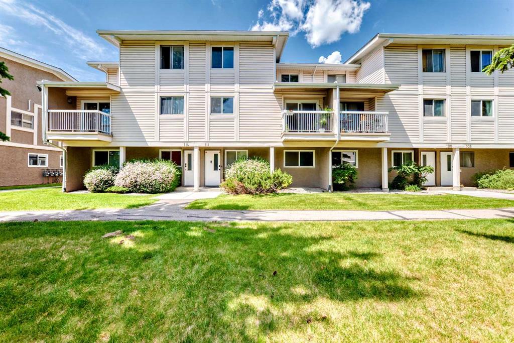 #111 3015 51 Street SW, Calgary, Alberta, T3E 6N5
