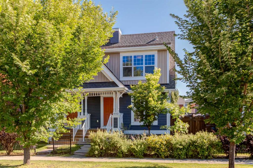 440 Auburn Bay Avenue SE, Calgary, Alberta, T3M 1Y5