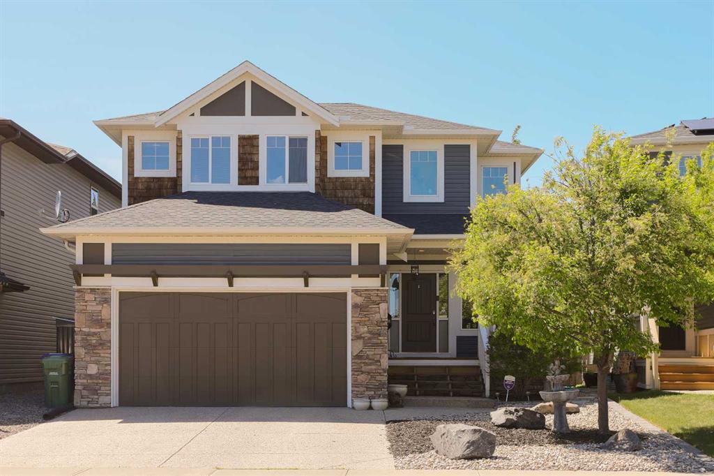 17 Luxstone Rise SW, Airdrie, Alberta, T4B 0J9