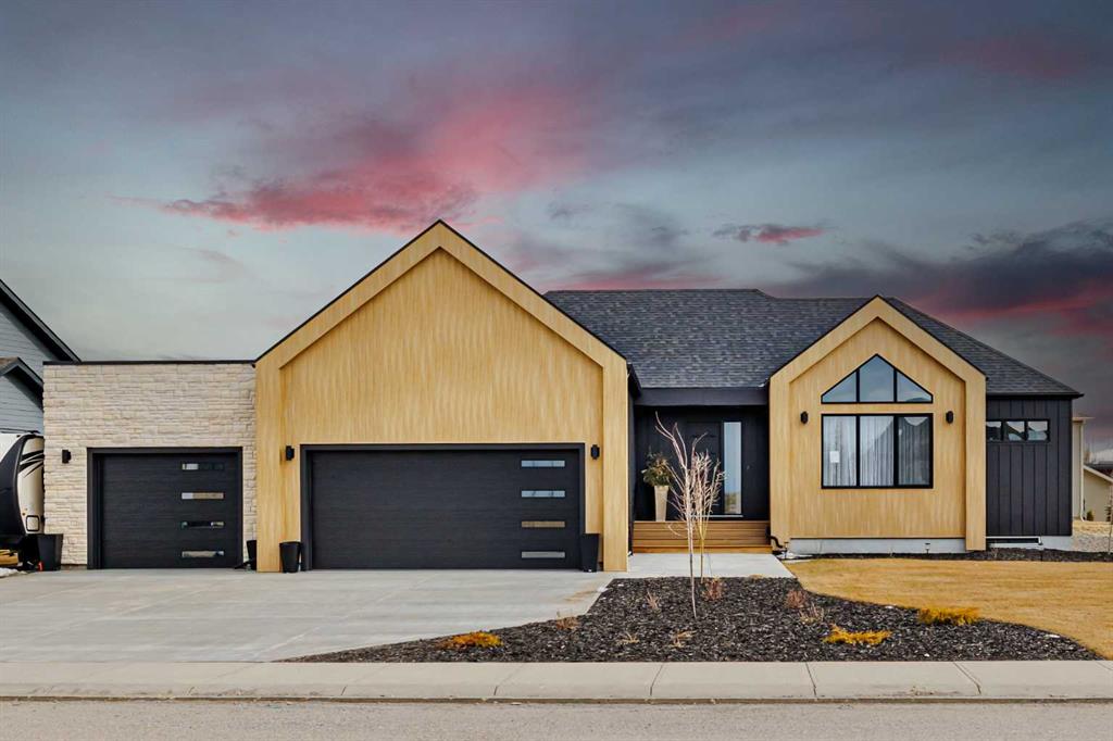 19 Monterra Way, Cochrane Lake, Alberta, T4C 0G9