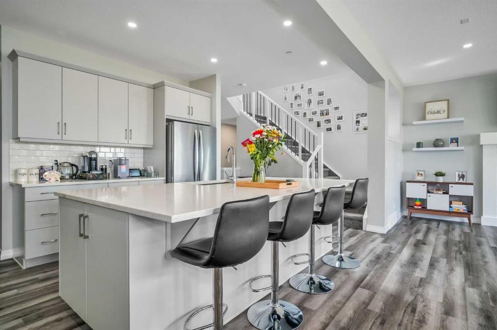 85 Howse Mount NE, Calgary, Alberta, T3P1N9