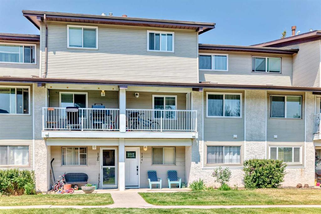 #126 200 Brookpark Drive SW, Calgary, Alberta, T2W 3E5