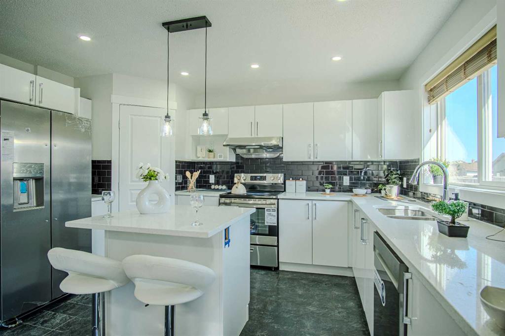 23 Saddlebrook Gardens NE, Calgary, Alberta, T3J 5M7