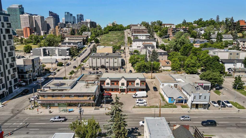 201 217 4 Street NE, Calgary, Alberta, T2e 0H6