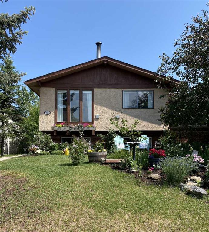130 Silvergrove Road NW, Calgary, Alberta, T3B 4K1