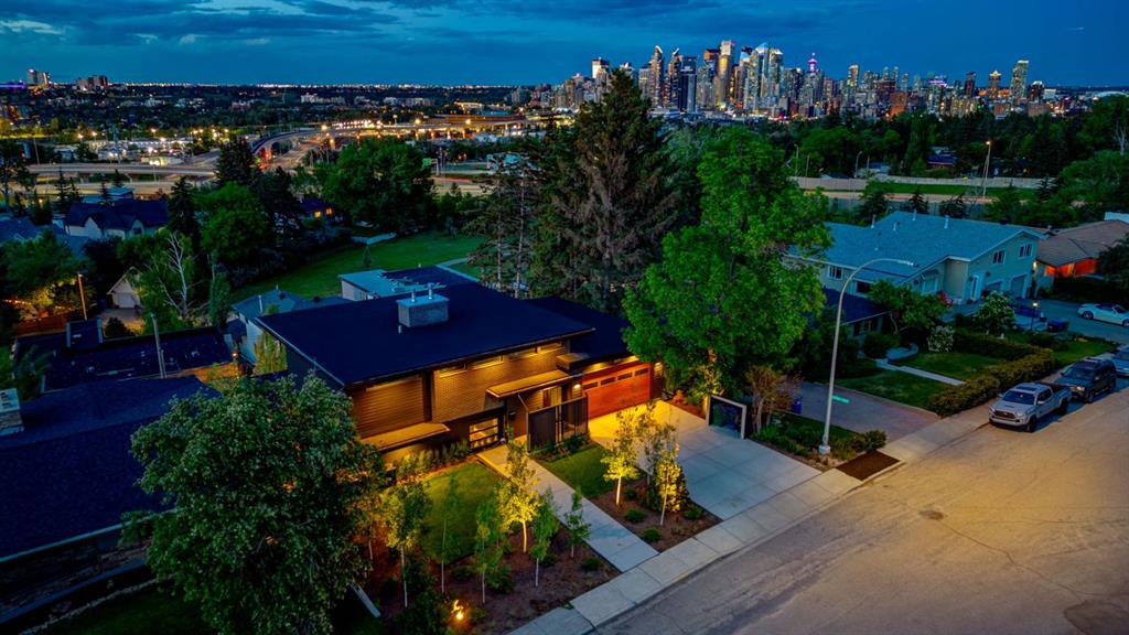 2316 Sunset Avenue SW, Calgary, Alberta, T3C 2M8