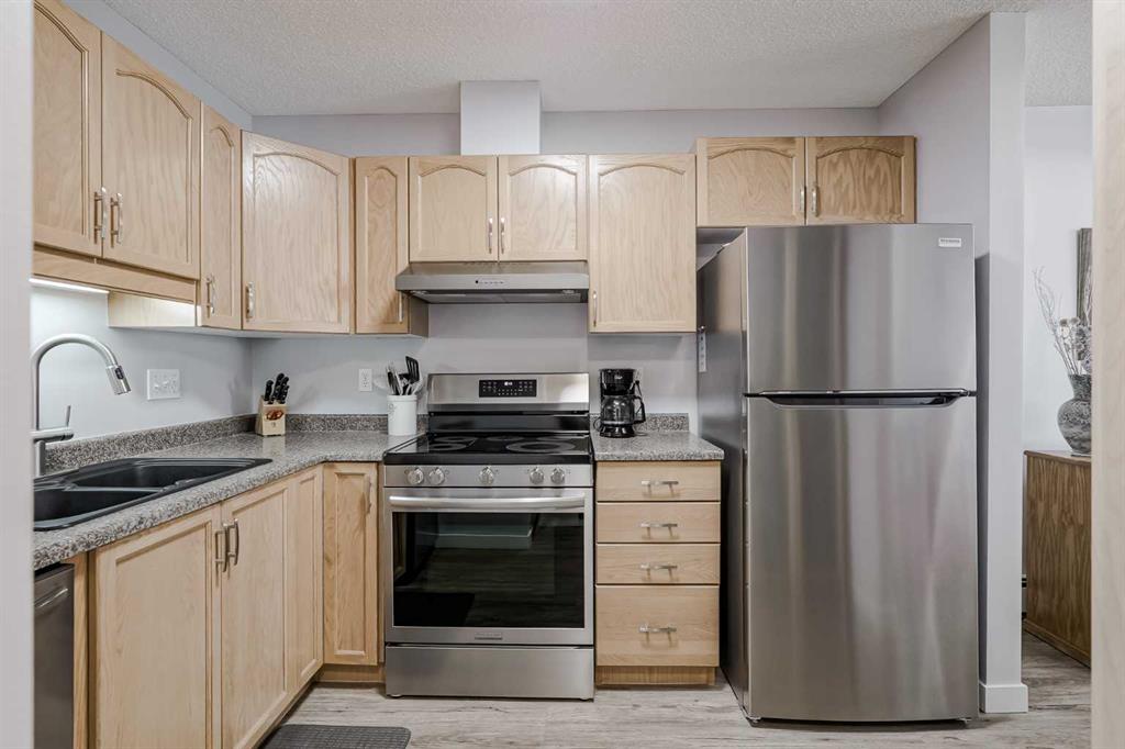 #1308 1308 Hawksbrow Point NW, Calgary, Alberta, T3G 4C9