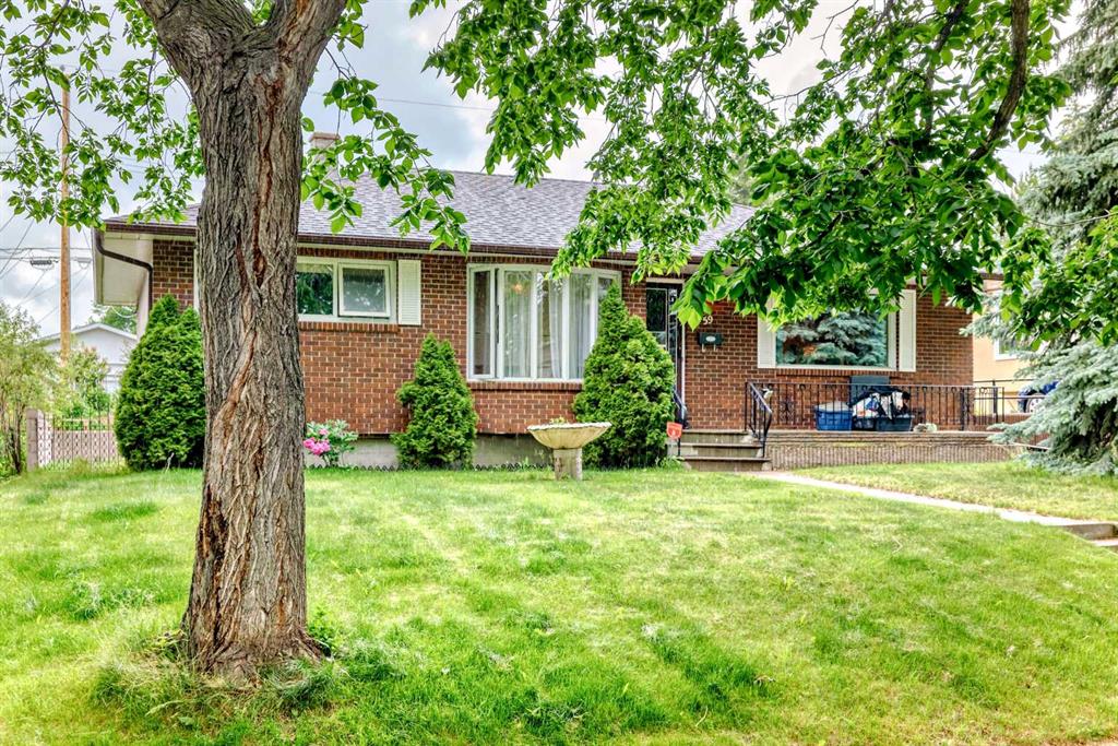 59 Rosewood Road NW, Calgary, Alberta, T2K 1N3