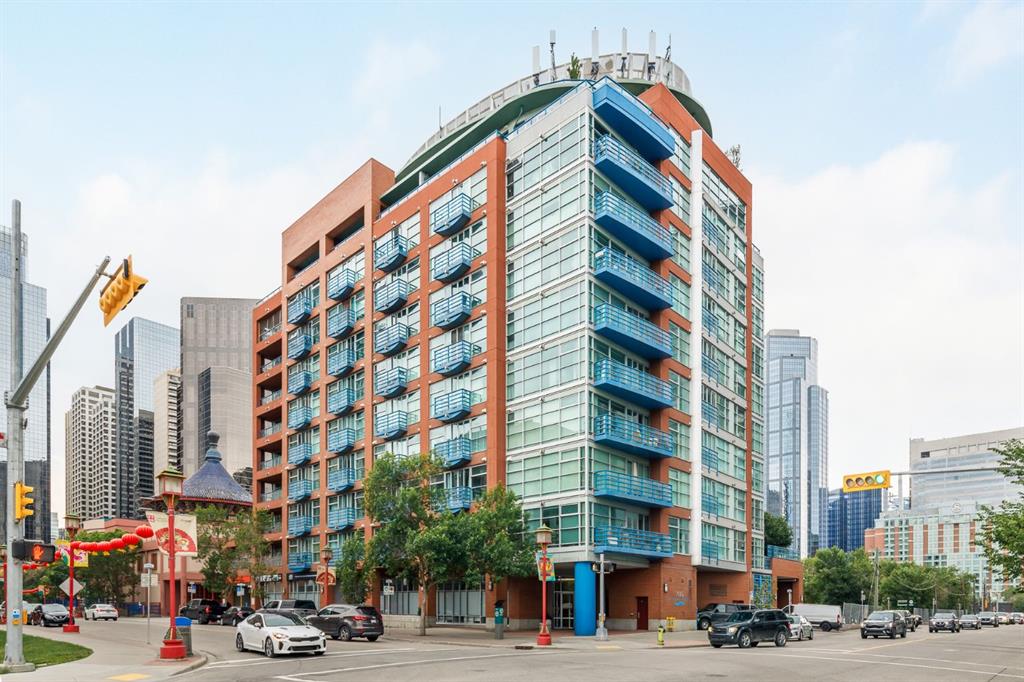 #804 205 Riverfront Avenue SW, Calgary, Alberta, T2P 5K4