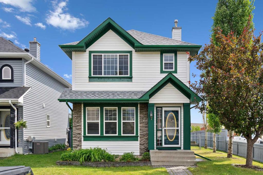 7 Covewood Park NE, Calgary, Alberta, T3K 4T1