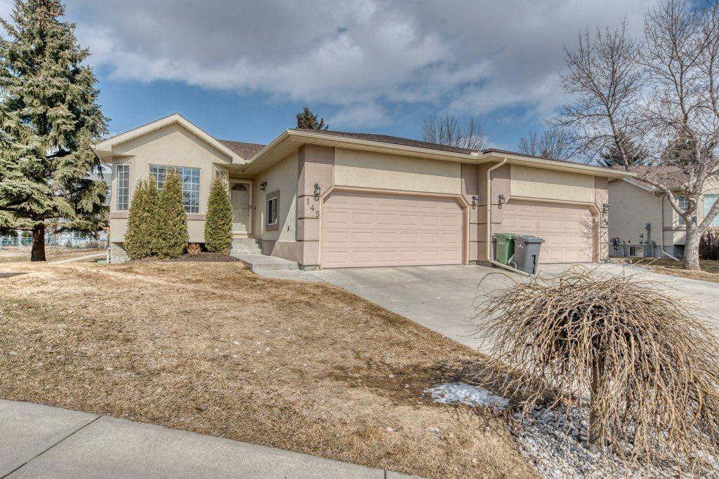 145 Lakeside Greens Place, Chestermere, Alberta, T1X 1C4