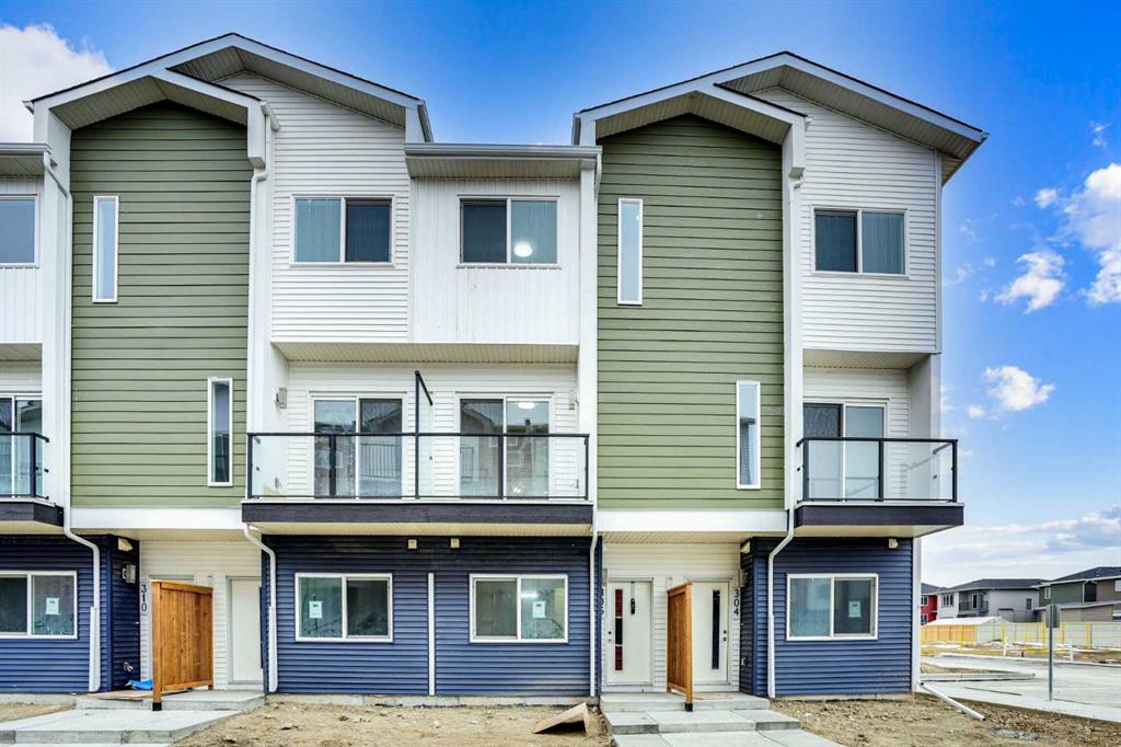 306 Red Sky Villas NE, Calgary, Alberta, T3N 2M2