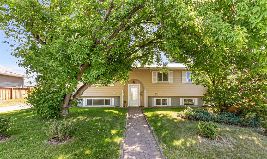 634 Macewan Drive, Carstairs, Alberta, T0M0N0