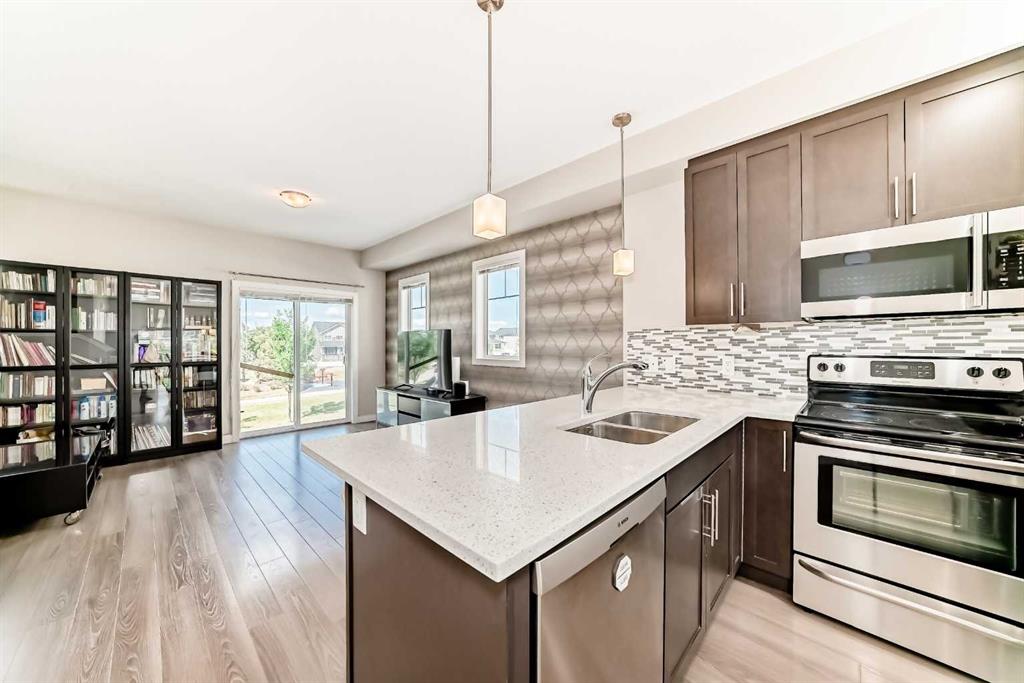 107 Redstone Circle NE, Calgary, Alberta, T3N 0M8