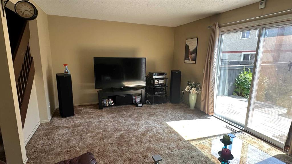 #1003 6223 31 Avenue NW, Calgary, Alberta, T3B3X2