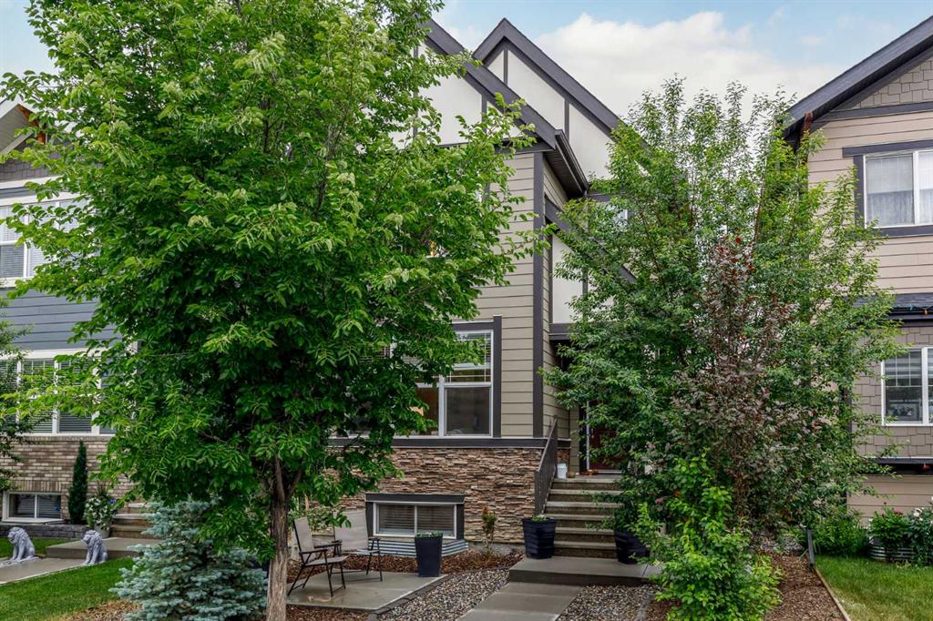 76 Masters Manor SE, Calgary, Alberta, T3M 2R4