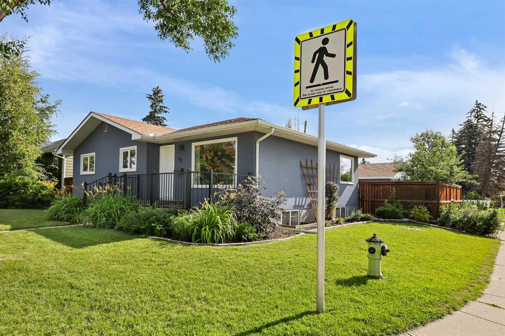 92 Governor Drive SW, Calgary, Alberta, T3E4Y9