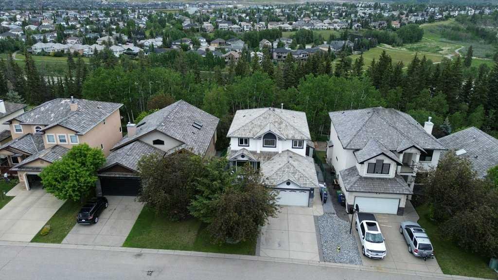 52 Bow Ridge Crescent, Cochrane, Alberta, T4C1T9